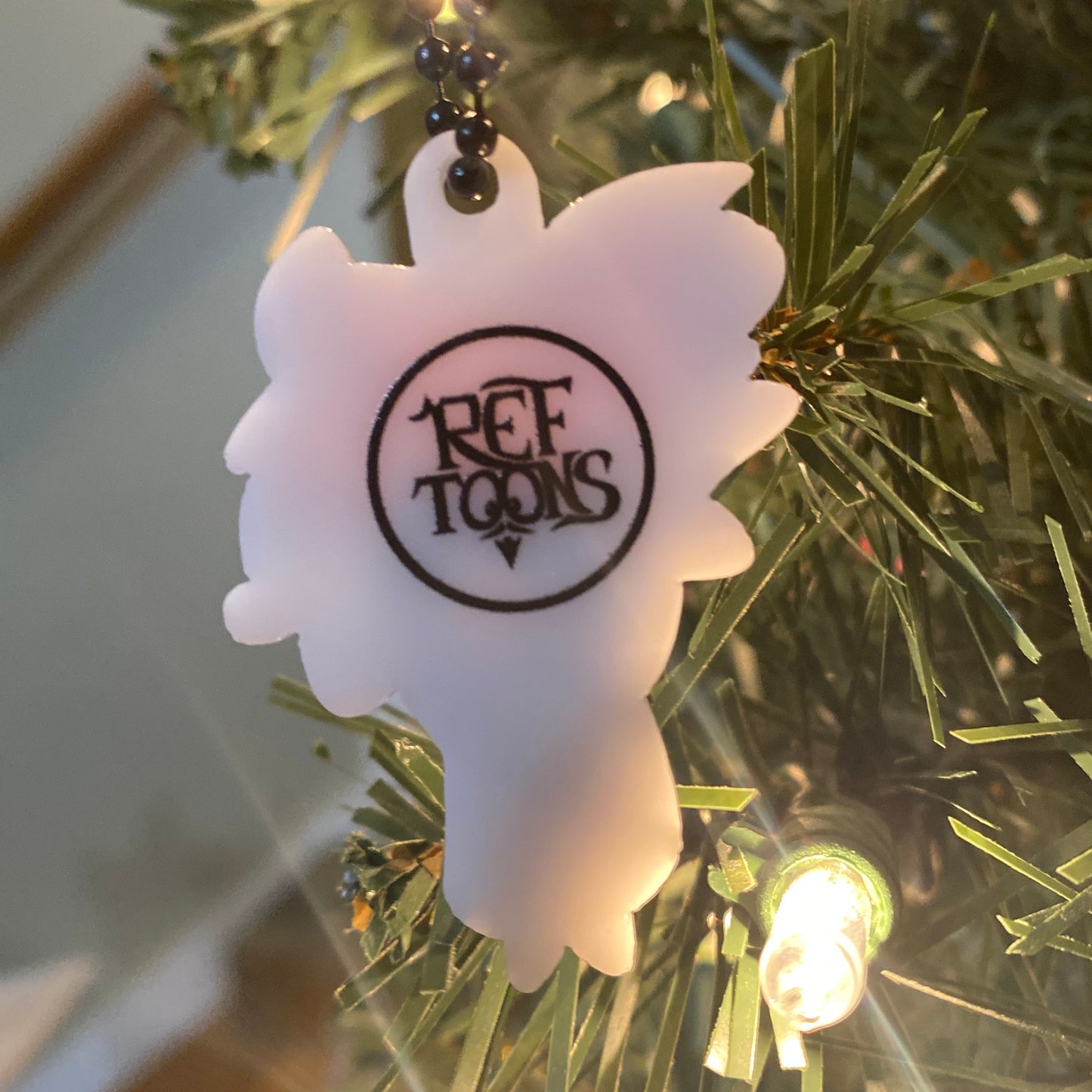 ORNAMENT: Flying Calvin